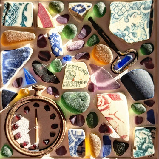 The Curious Hour of Wonderland 🍄✨️ - Sea Treasure Frame