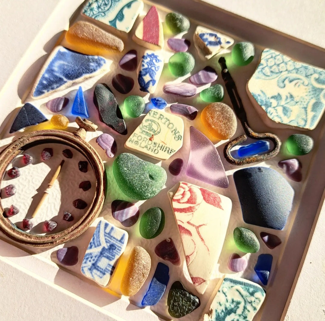 The Curious Hour of Wonderland 🍄✨️ - Sea Treasure Frame