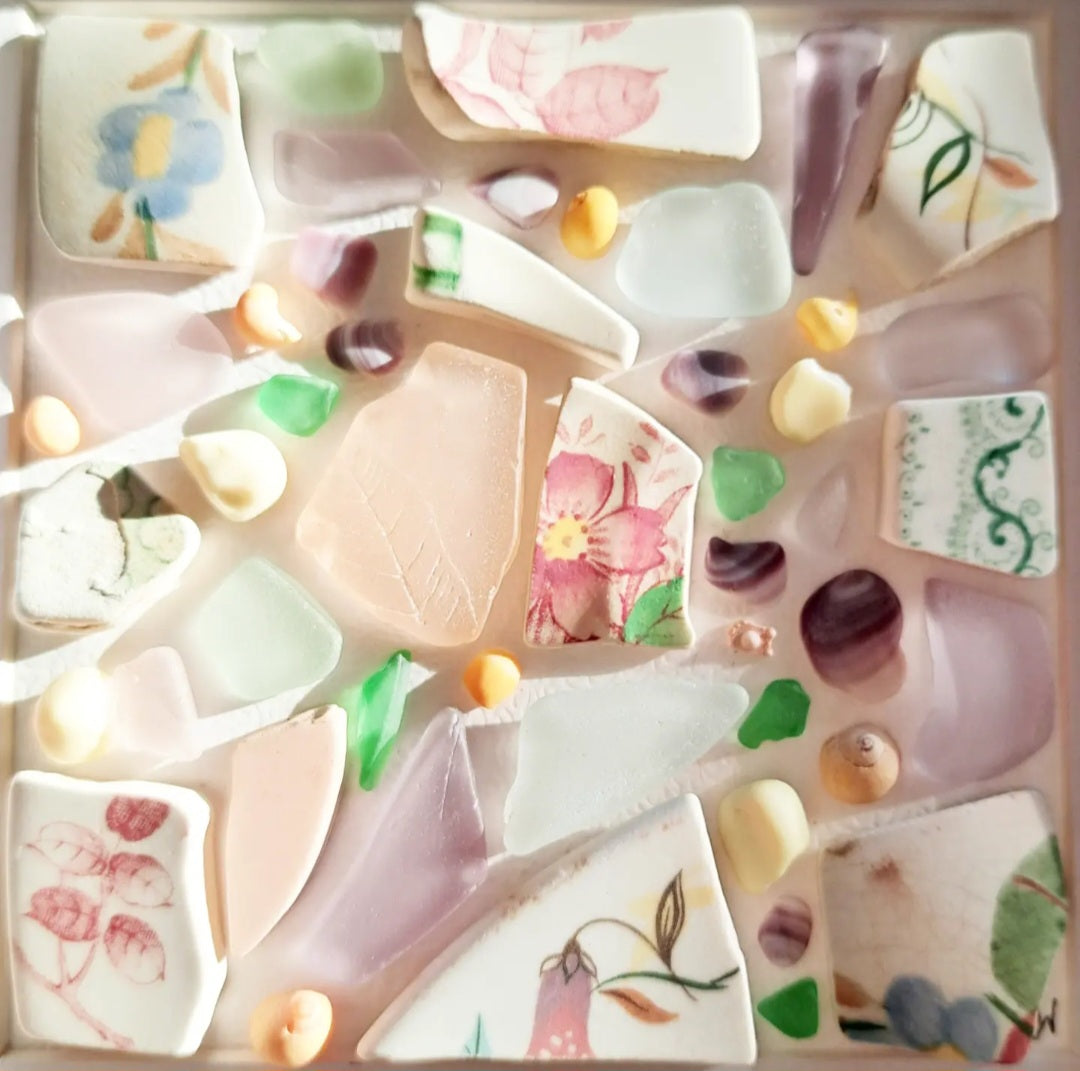 Wonderland in Bloom 🍄🌷 - Sea Treasure Frame