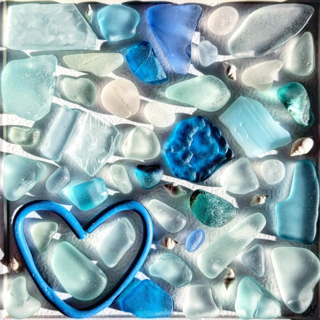 Whispering Waters - Sea Treasure Frame
